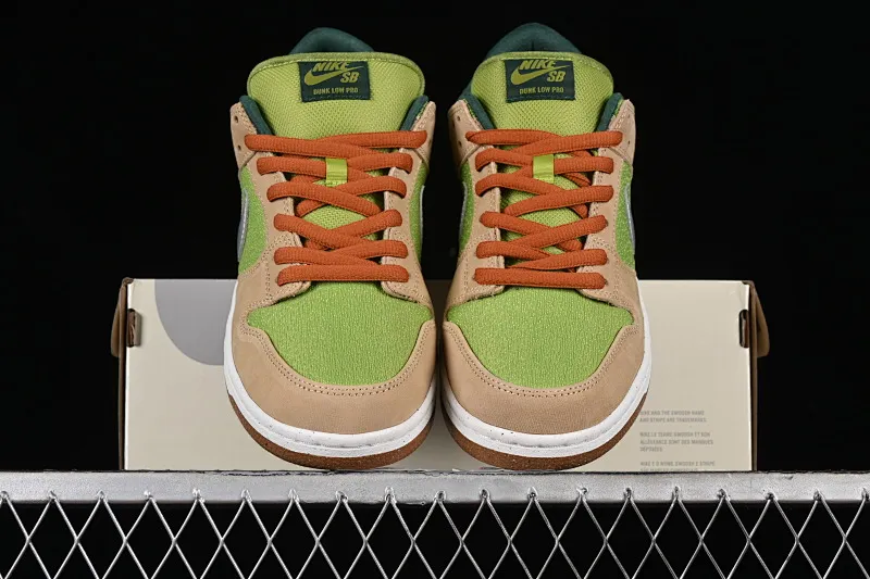 All categories Nk SB Dunk series Nk SB Dunk Low low-top sneakers C version Nk SB Dunk Low "Escargot" snail SB low-top casual sneakers FQ7585-200